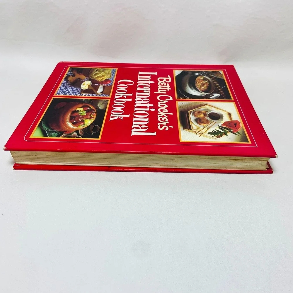 Betty Crocker's International Cookbook Hardcover‎ 1980 1st Edition Cooking